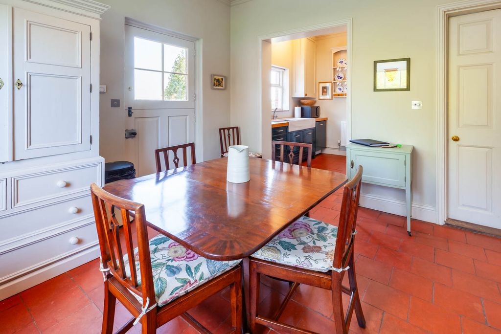 Georgian Gate House Norfolk OliversTravels 5