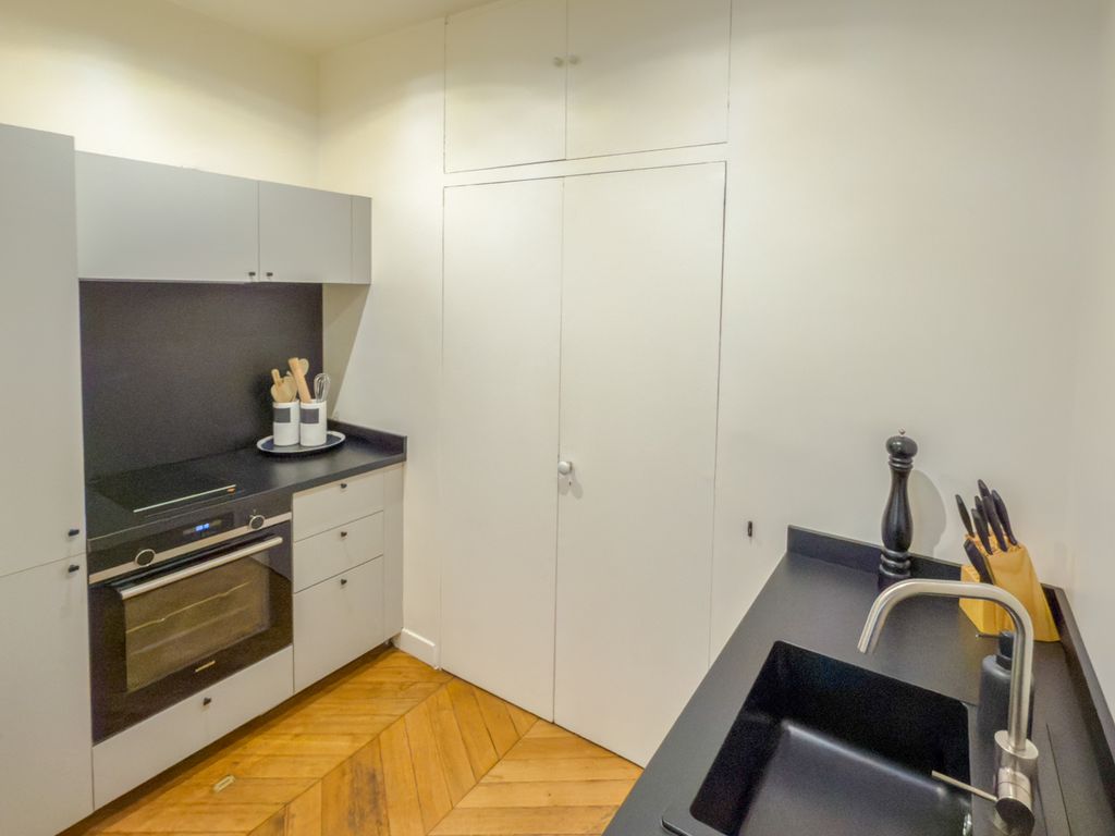 Apartment Pyramides Paris Olivers Travels 4