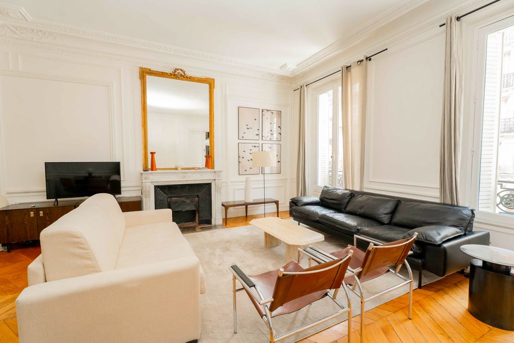 Pyramides Apartment Paris Olivers Travels 01