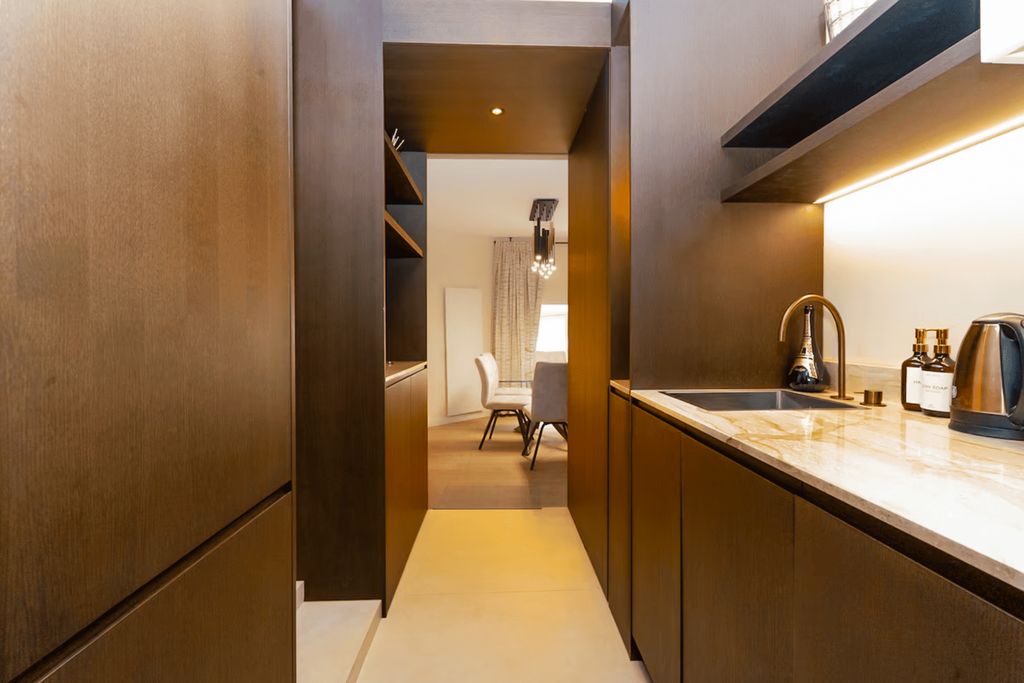 Apartment Casanova Paris Region OliversTravels 3