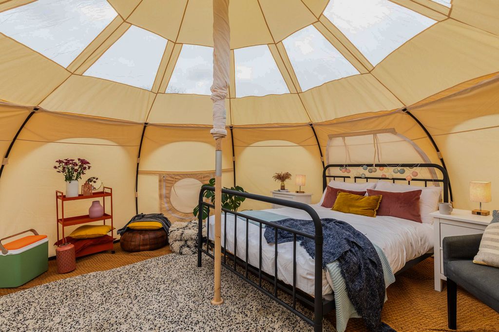 Charlcombe Tent II Bath Olivers Travels 3