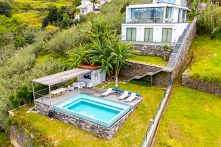 Salty Lemon Madeira OliversTravels 1