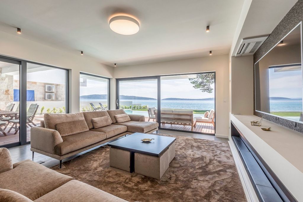 Villa Maretta Dalmatia Coast Olivers Travels 3