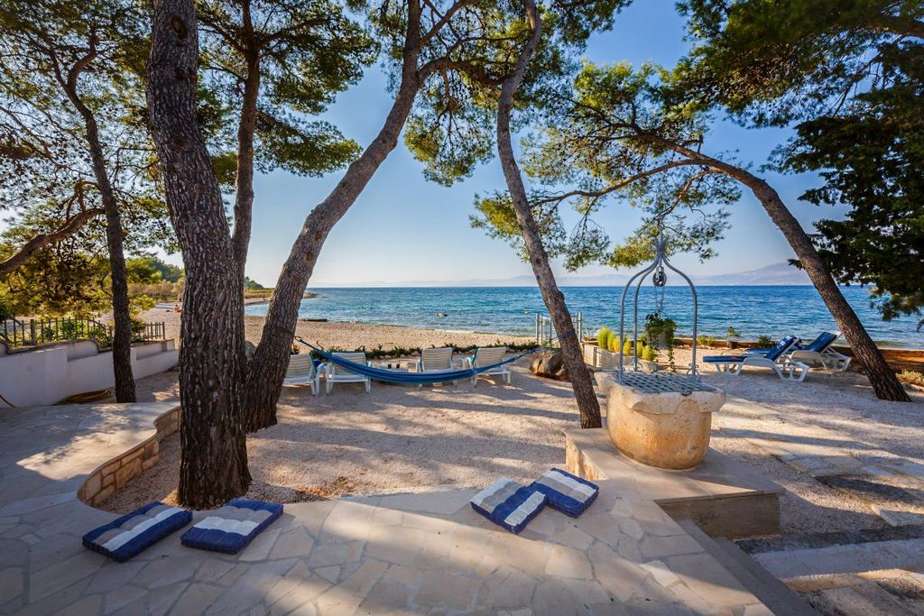 Casa Blu Adriatico Brac Olivers Travels 2