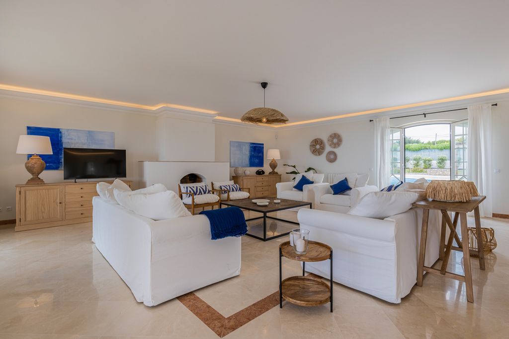 Aquavino Villa Lisbon Coast Olivers Travels 3