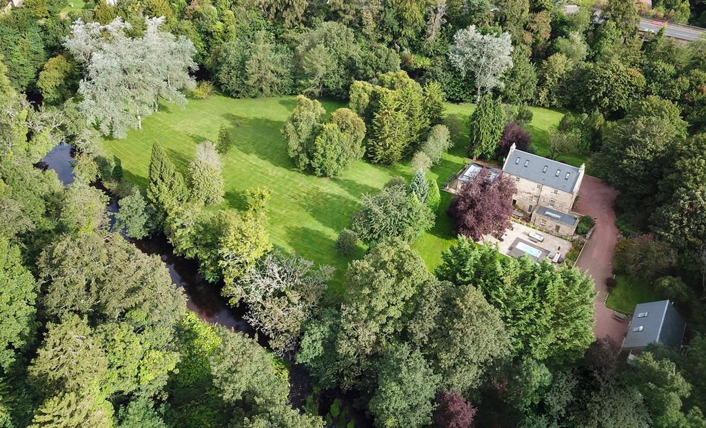 Logan Manor Scotlandd OliversTravels 2