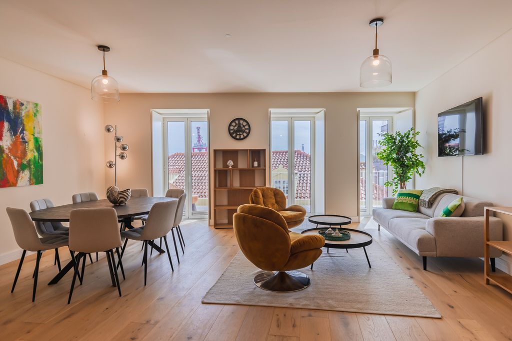 Mira Lisboa Lisbon Coast Olivers Travels 1