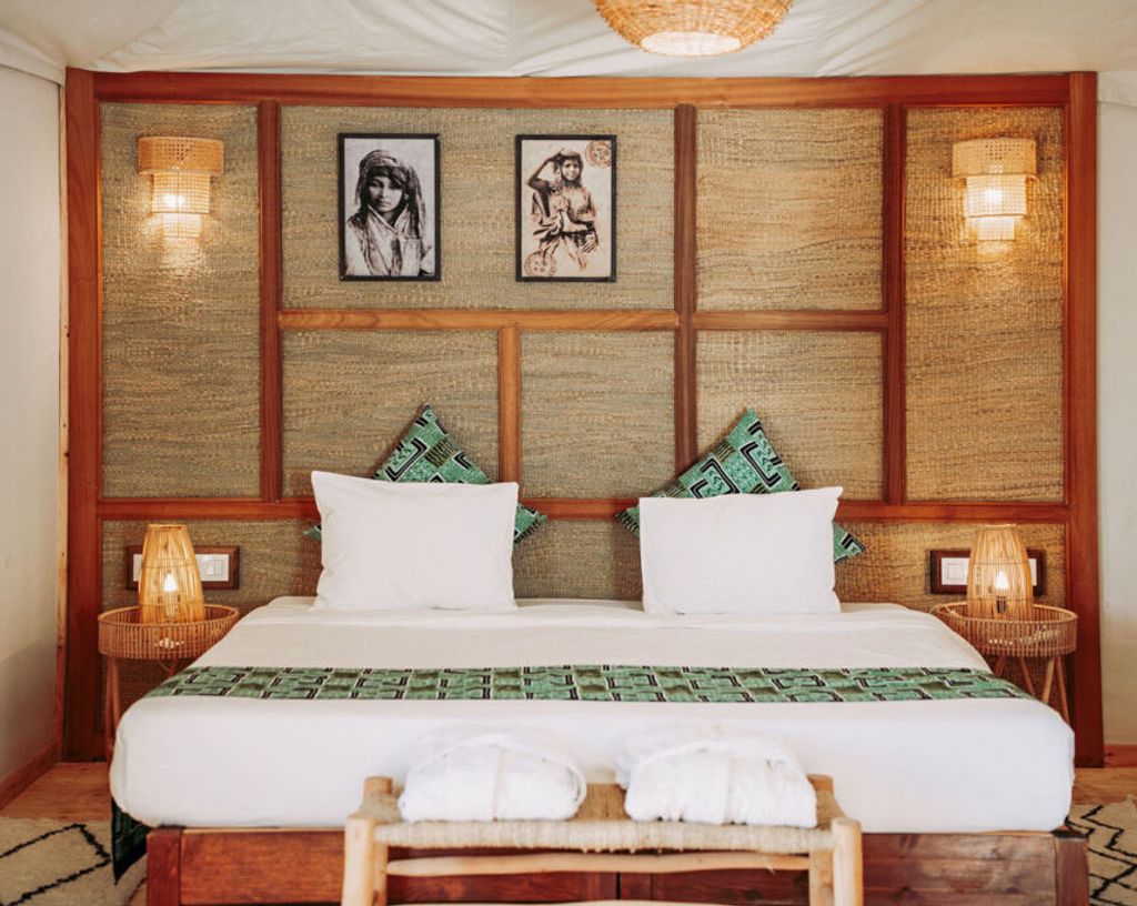 Suite Emotion Inara Camp Olivers Travels 3