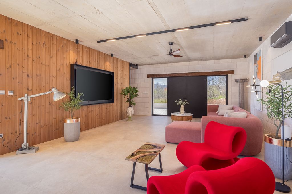 Villa Luma Dalmatia Coast Olivers Travels 05