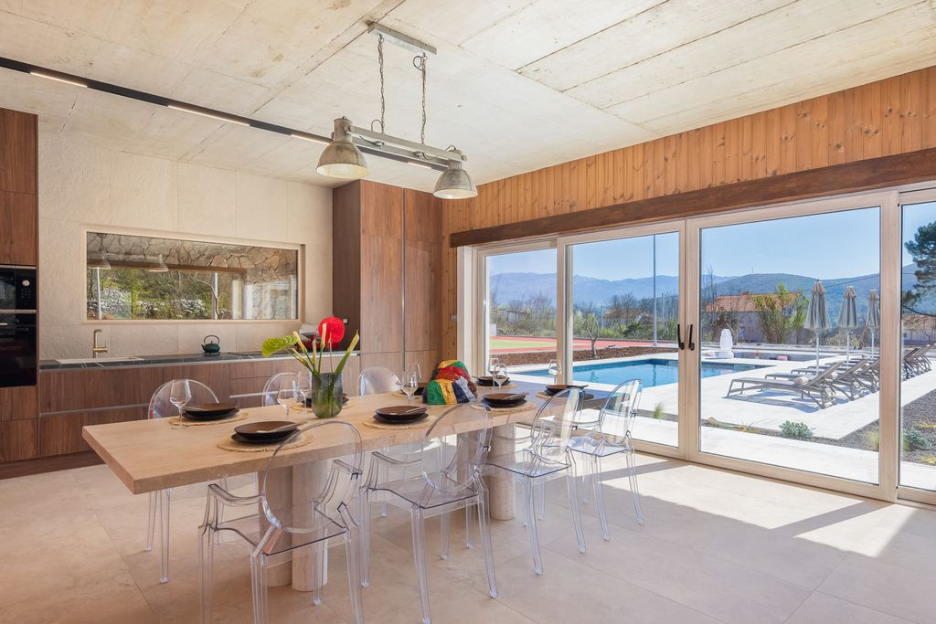 Villa Luma Dalmatia Coast Olivers Travels 04