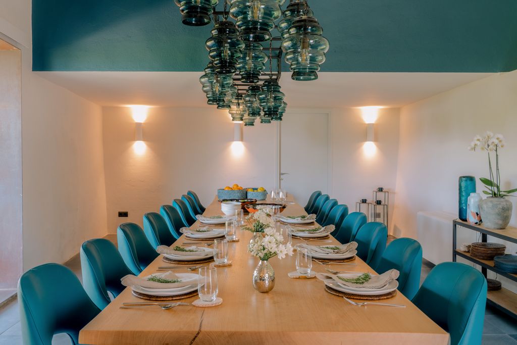 Artu Lodge Girona Olivers Travels 4