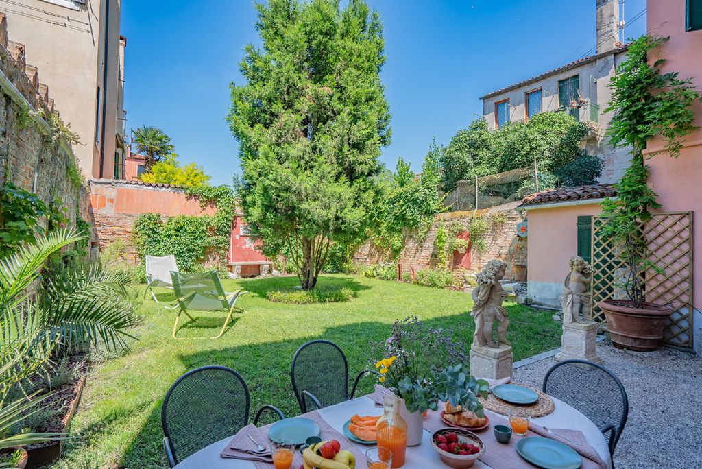 Apartment Trasti Venice Olivers Travels 2