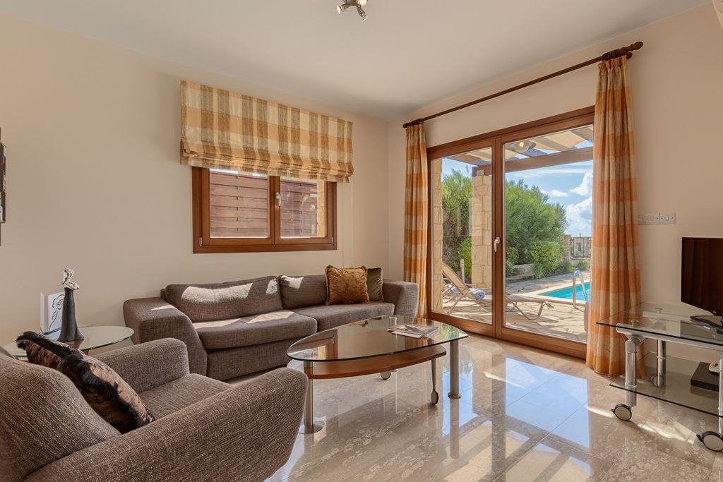 Villa Neraida Aphrodite Hills Olivers Travels 4