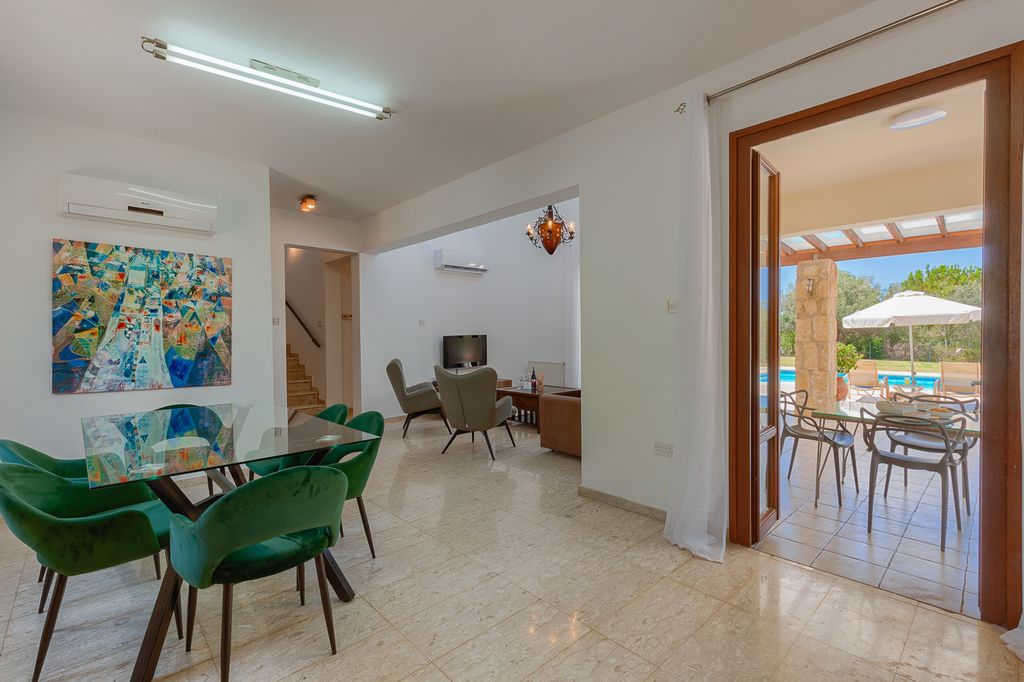 Villa Theros Aphrodite Hills Olivers Travels 4