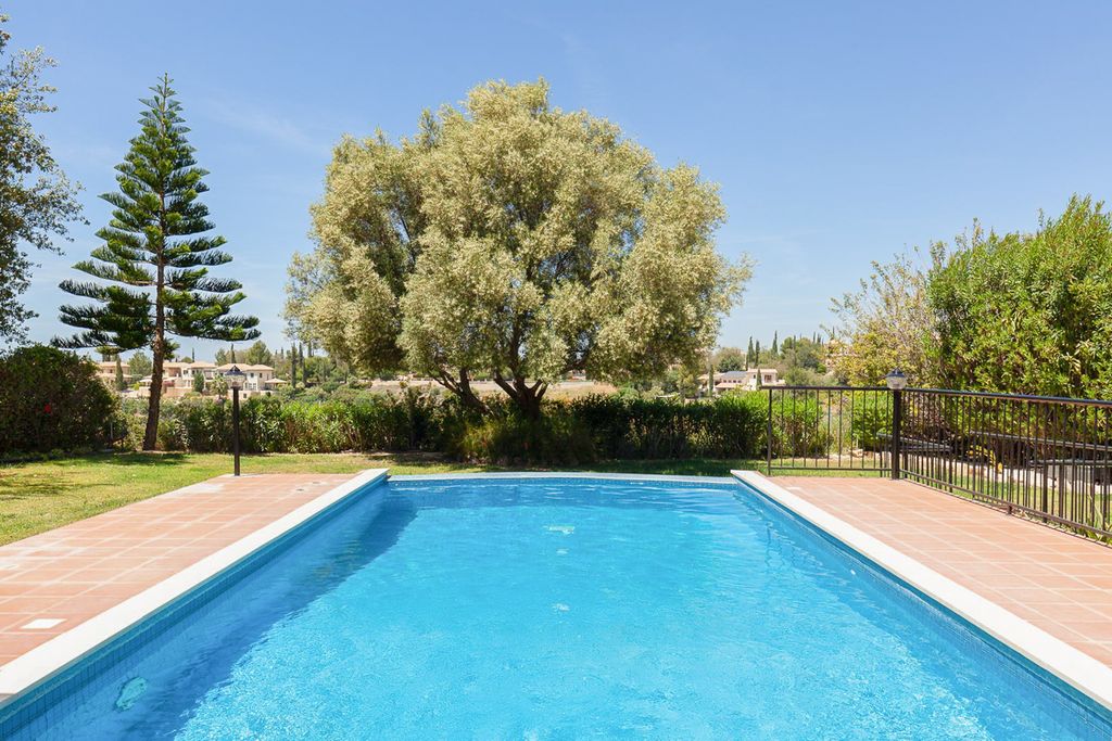 Villa Kiparissi Aphrodite Hills Olivers Travels 2