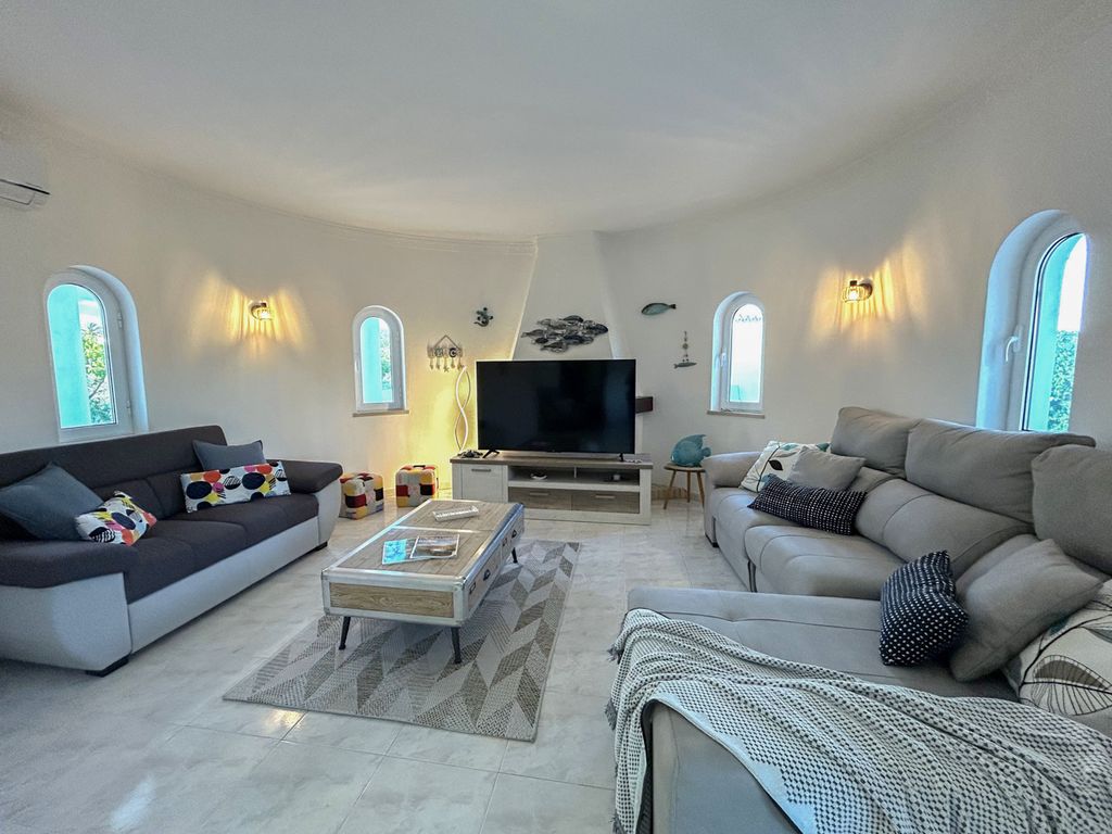 Villa Carrossel Algarve Olivers Travels 3