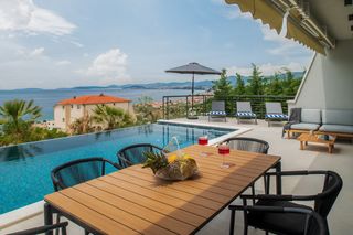 Villa Mirai Dalmatia Coast Olivers Travels 1
