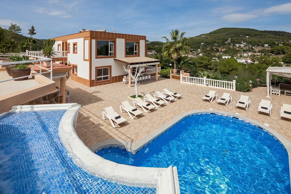 Villa Cova Santa Ibiza Olivers Travels 1