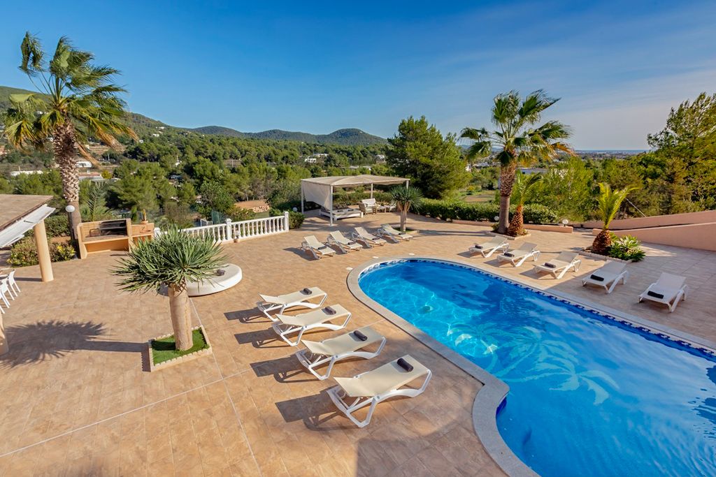 Villa Cova Santa Ibiza Olivers Travels 7