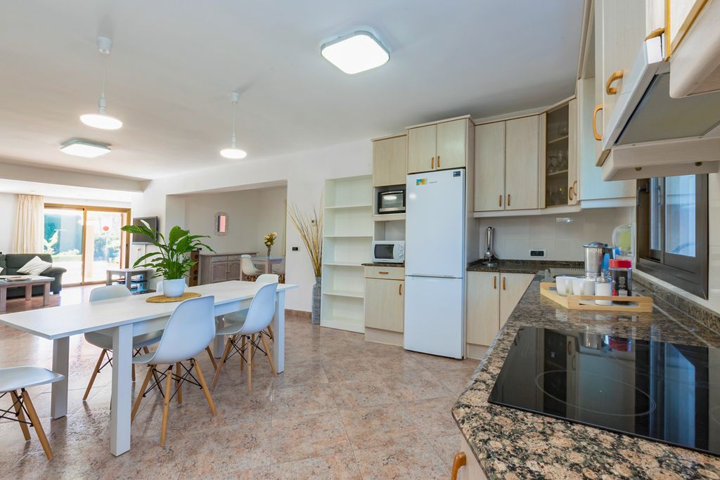 Villa Unatino Ibiza Olivers Travels 4