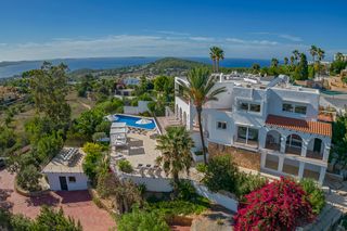 Villa Vista Antoni Ibiza Olivers Travels 1