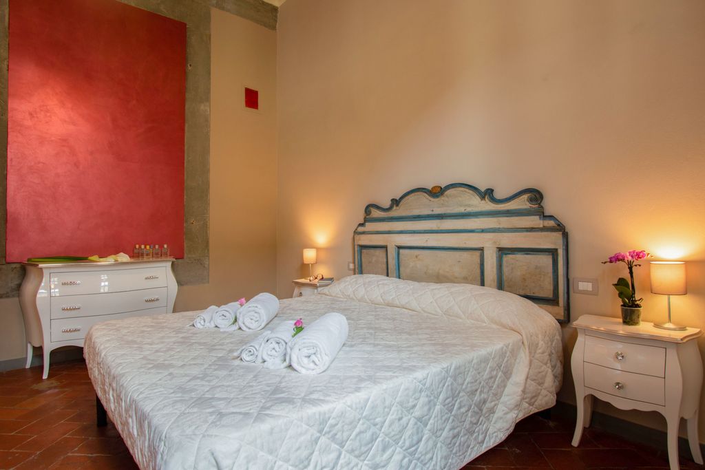 Apartment Toscanella II Florence Olivers Travels 9