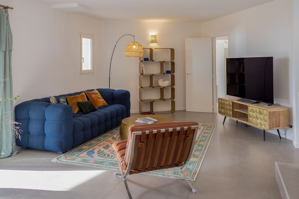 Oasis de La Mer French Riviera Olivers Travels 5