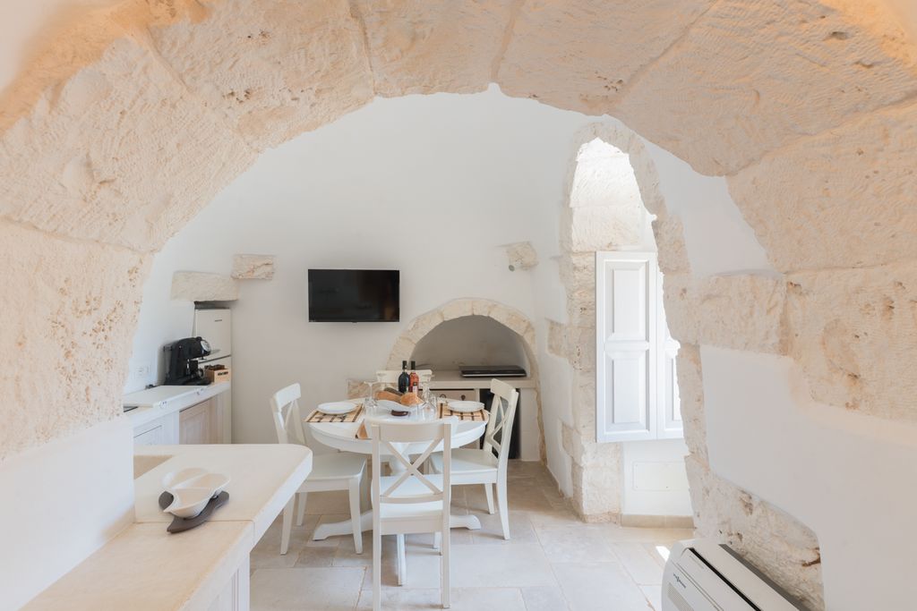 Trullo Eugenio Puglia Olivers Travels 4