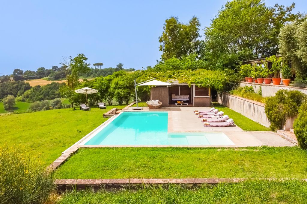 Villa Le Sabine Lazio OliversTravels 14