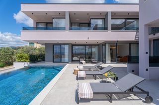 Villa Bolie Dalmatia Coast Olivers Travels 1