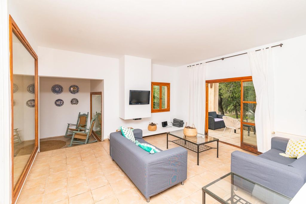 Villa Poligono Mallorca OliversTravels 3