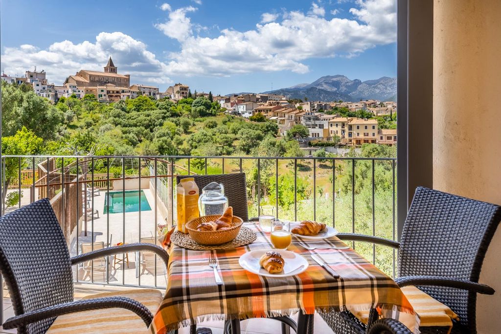 Townhouse Camp 2 Mallorca OliversTravels 11