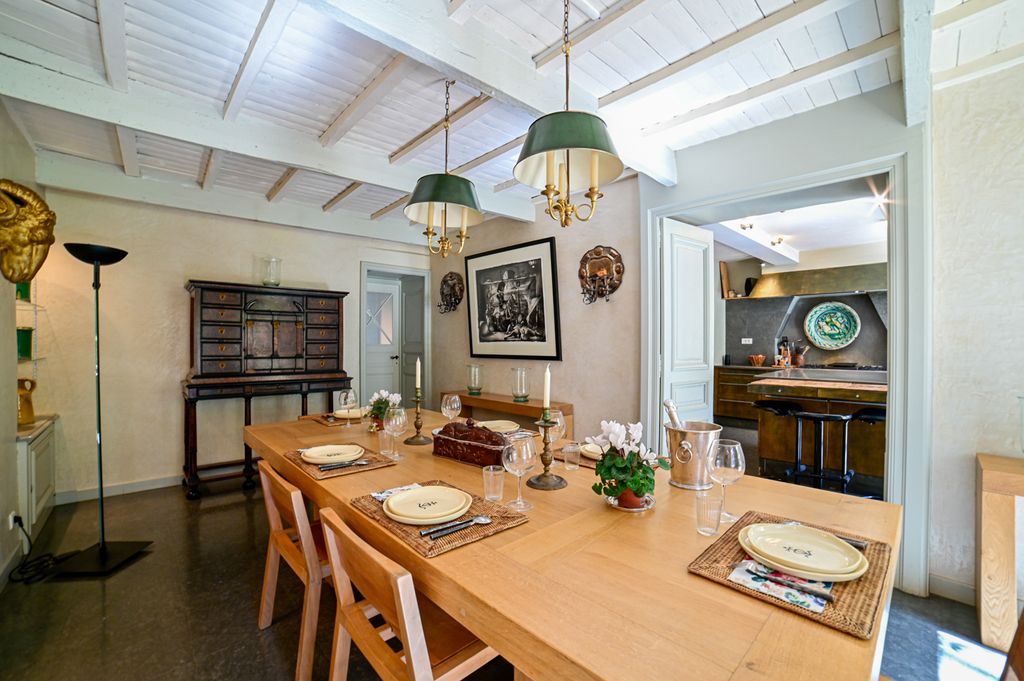 Galets DOR Charming Houses Saint Remy Plivers Travels 4