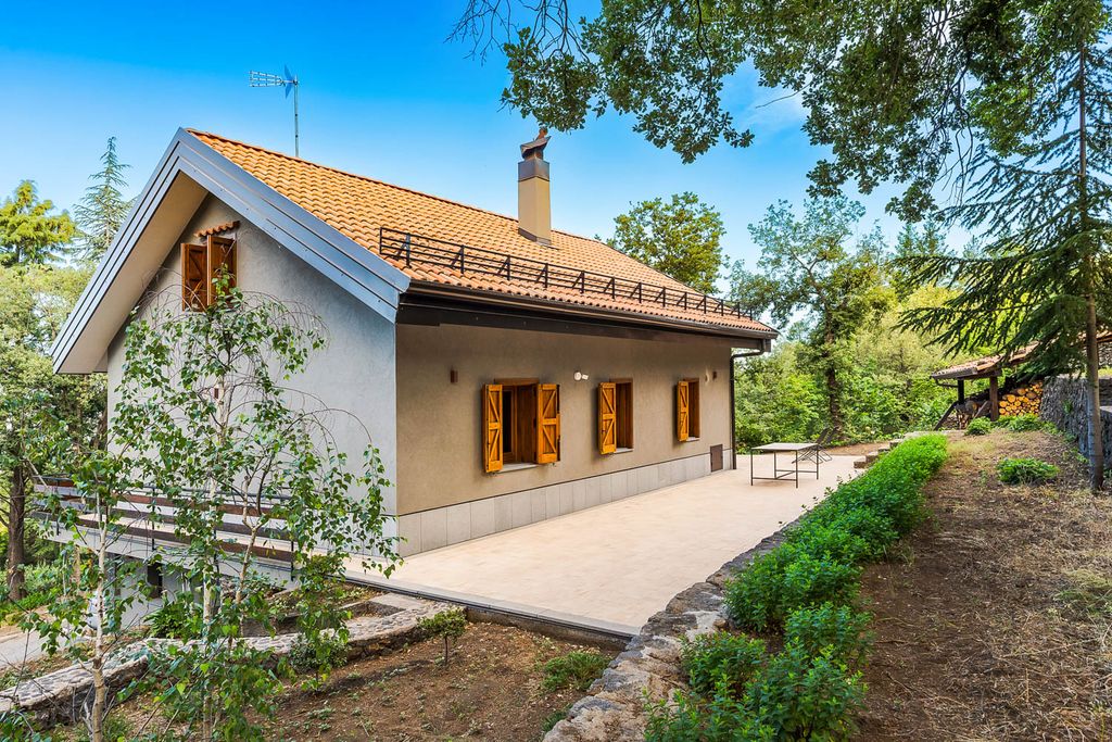 Casa Lavica Sicily OliversTravels 1