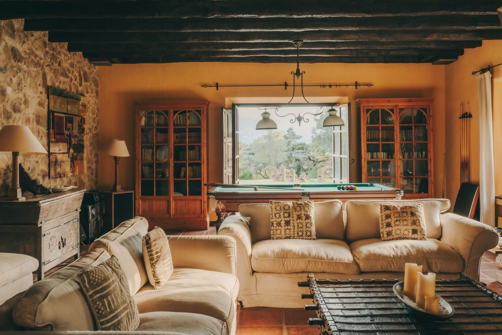 Mas Bell Lloc Costa Brava OliversTravels 3