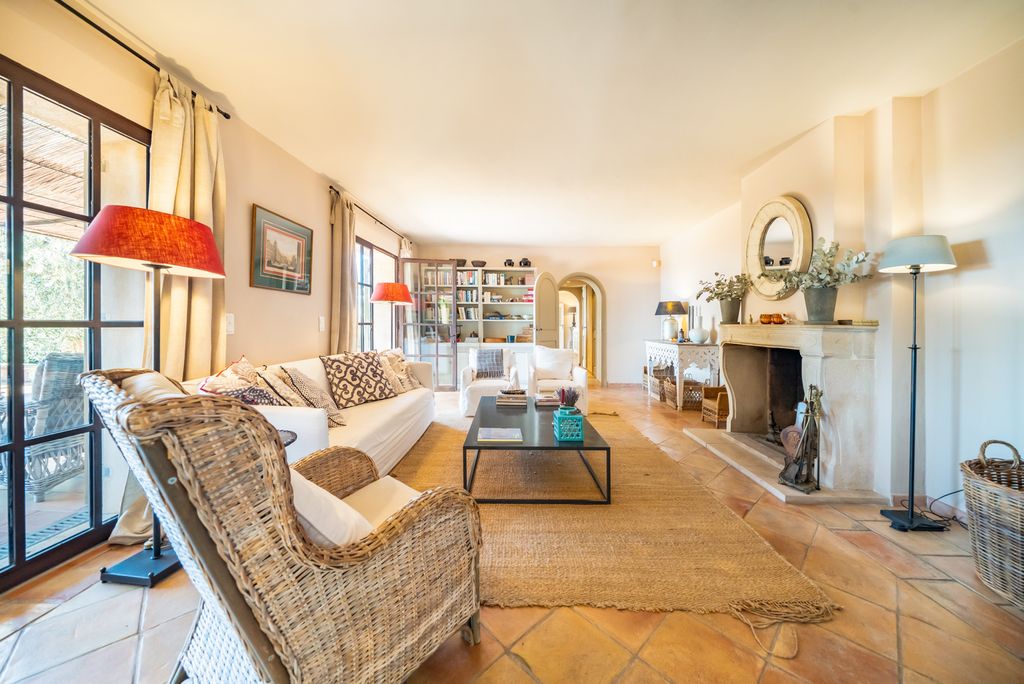 Villa Capricorne Grasse Olivers Travels 03