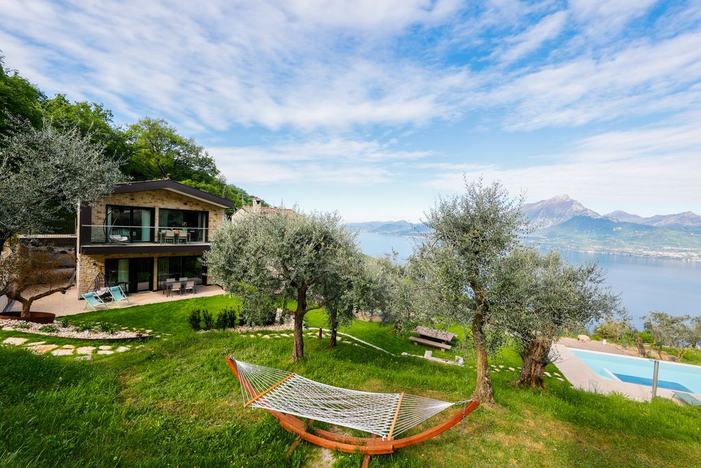 Villa Scaligeri Lake Garda Olivers Travels 1