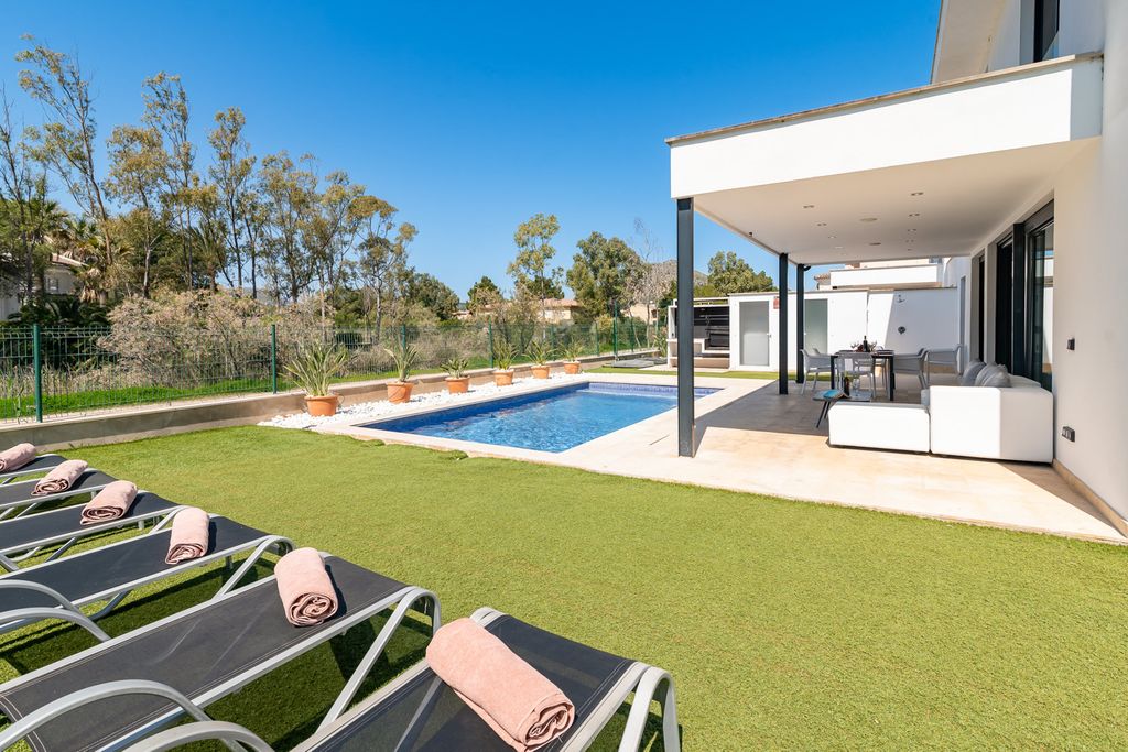 Solenta Mallorca Olivers Travels 2