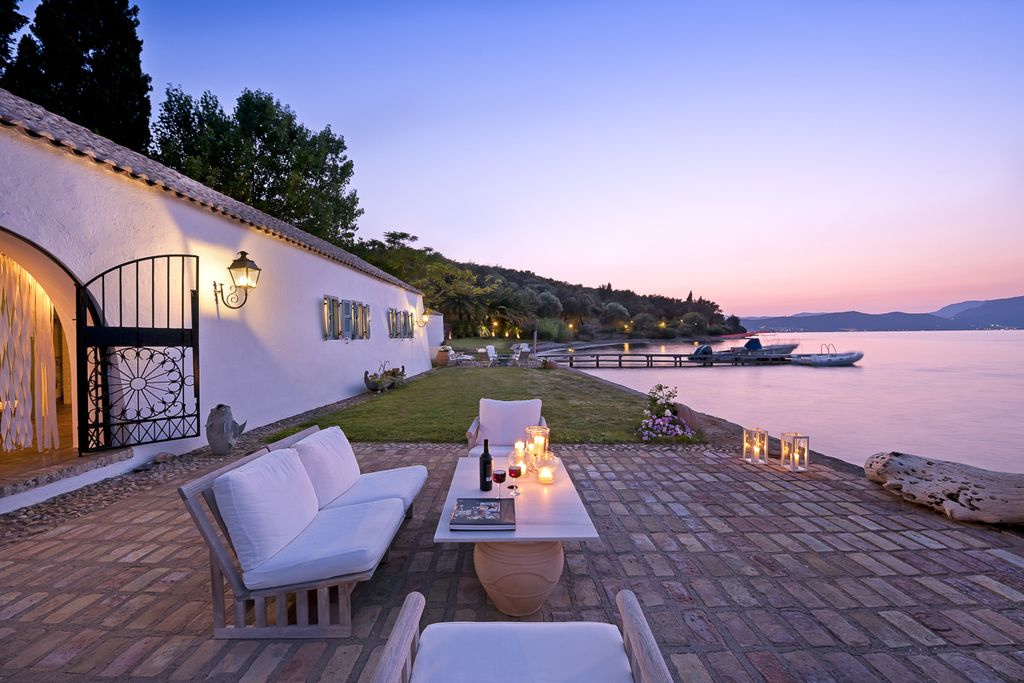 Boukari Bay Corfu Olivers Travels 29