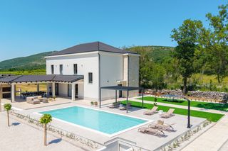 Villa Adrielle Dalmatia Coast Olivers Travels 1