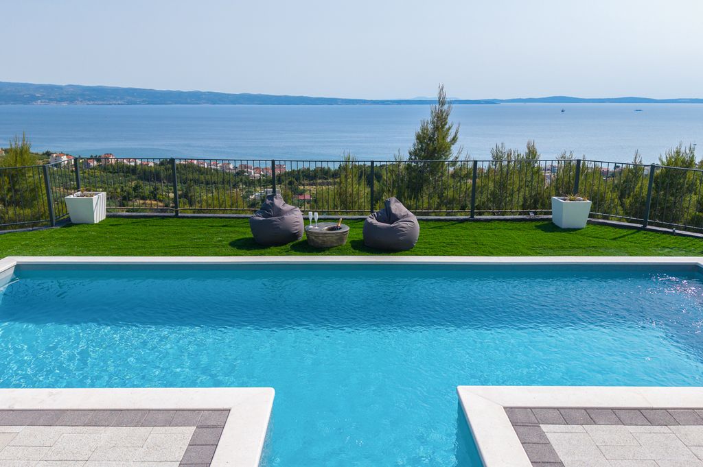 Villa Capita Dalmatia Coast Olivers Travels 2