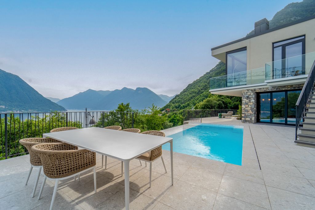 Villa Oseno Lake View Lake Como Olivers Travels 2
