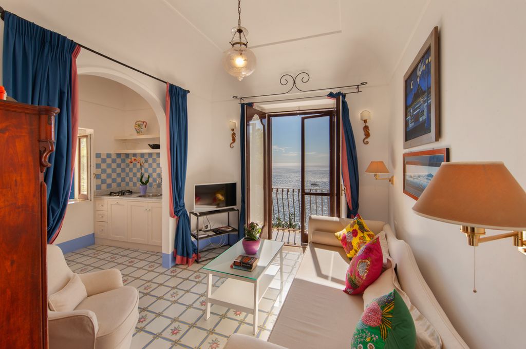 Casa Giardini Amalfi Coast Olivers Travels 1