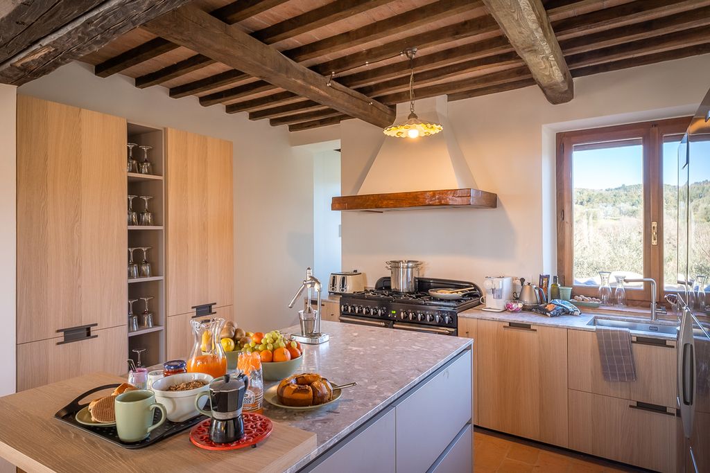 Villa Umbra Umbria Olivers Travels 5