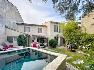 La Cavale CH Provence Olivers Travels 1