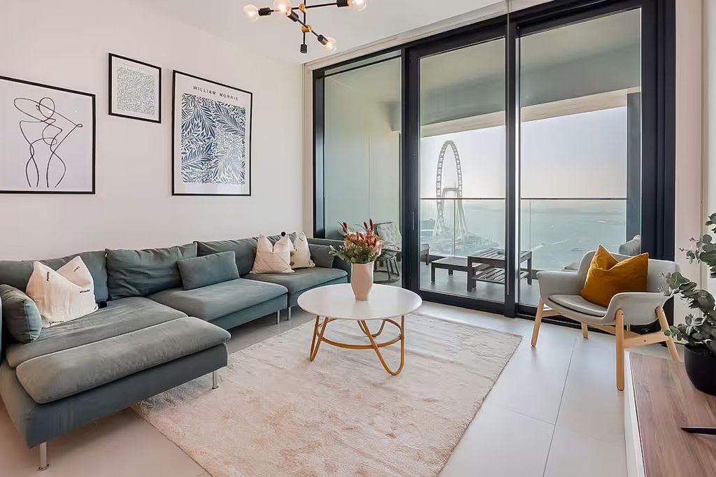 Apartment Zaynab UAE Olivers Travels 3