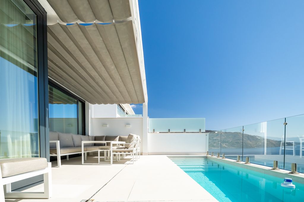 El Mar Ocho Costa Tropical Olivers Travels 2