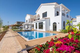 Villa Amisha UAE Olivers Travels 1