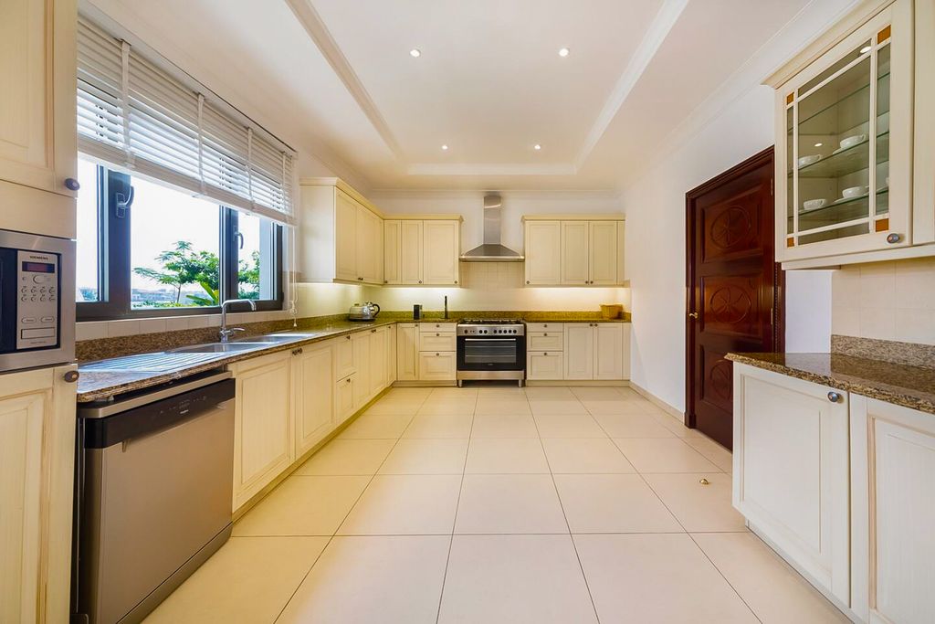 Villa Loujain UAE Olivers Travels 5