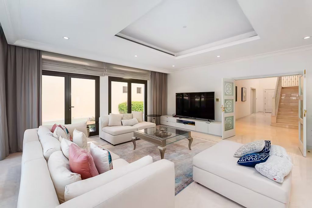 Villa Jemine UAE Olivers Travels 3